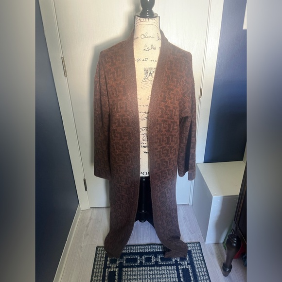 Shoe Dazzle Long Cardigan - Picture 1 of 5